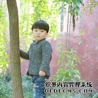 幼女是“試管嬰兒”患重病 媽媽獨自帶女異鄉求醫