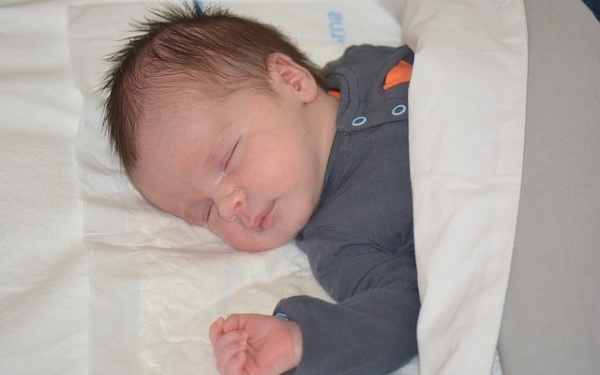 臺灣試管供卵 臺灣供卵需要等多久呢,卵巢早衰可以做供卵試管嬰兒懷孕嗎, ‘23周b超女兒最后生了兒子’