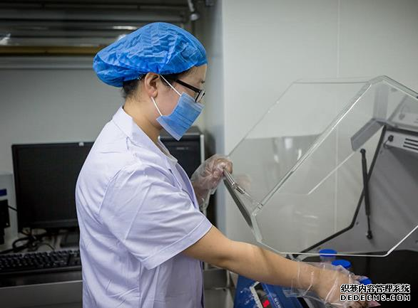 武漢代懷中介 武漢同濟醫院生殖科可以做三代試管嗎？成功率怎么樣？ ‘b超顯示4.0*3.3*1.9,是男孩還是女孩’