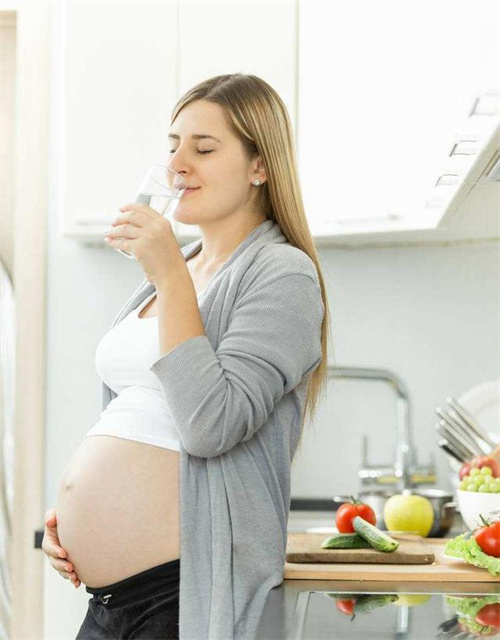 1695281168325222.jpg 孕40.jpg