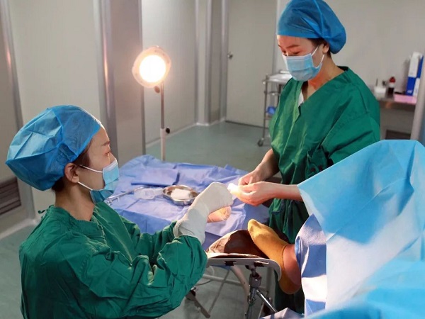 福州怎么生龍鳳胎 可以做福州第三代試管嬰兒技術的醫院有哪些? ‘代孕86天做nt顱骨光環橢圓形男孩女孩’