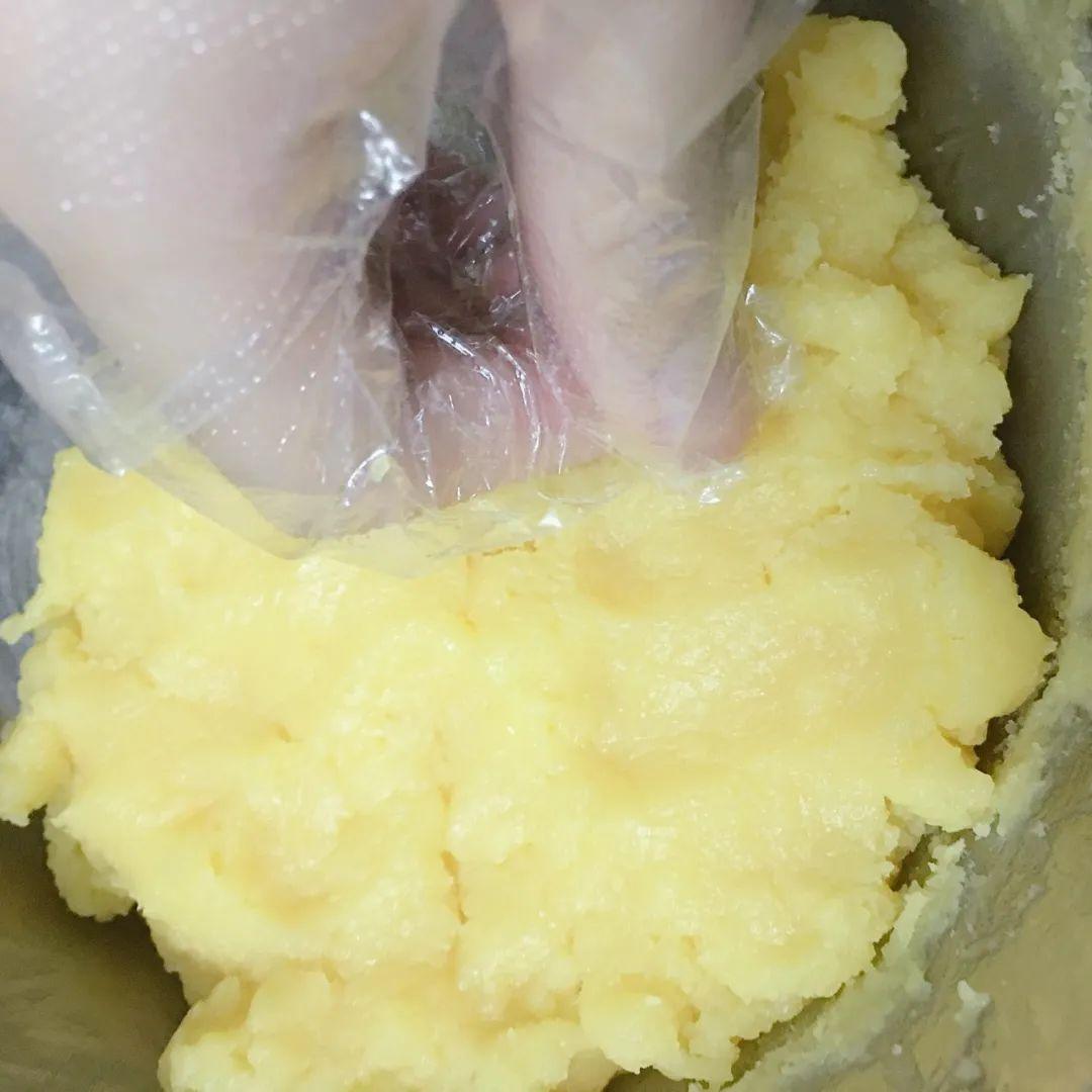 探索嬰兒排便規律:如何發現寶寶排便的信號