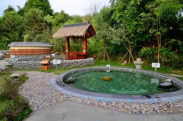 嬰兒排氣操的適宜時(shí)間：新生兒開始鍛煉的秘訣